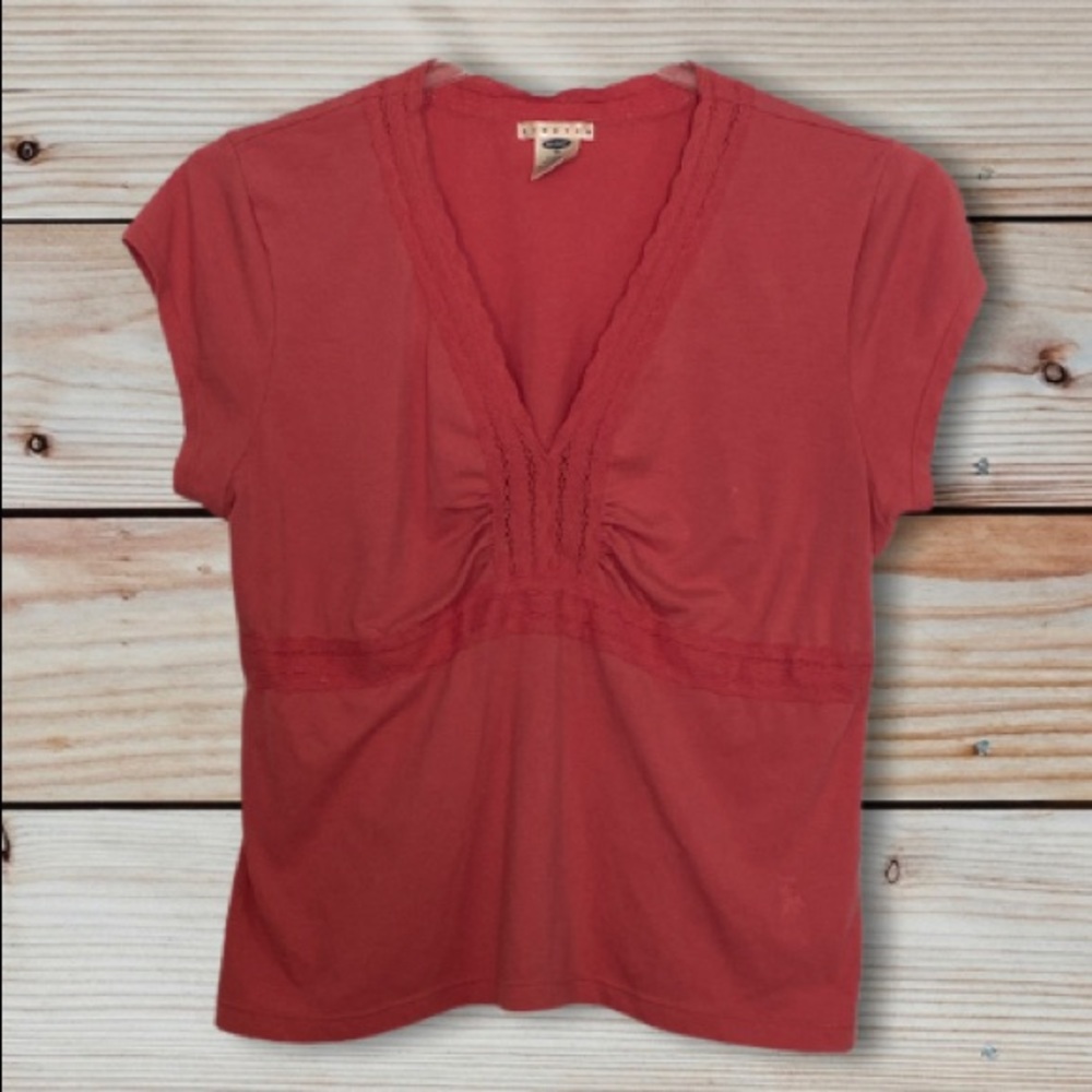 Pink Ruched Short Sleeve Top with Lace Detailing.